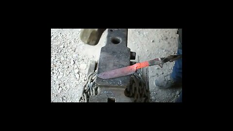 Forging a RR spike Tanto and Seax #knifemaking #forged