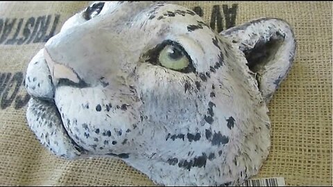 Painting a Snow Leopard Mask