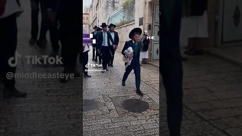 Israeli Settlers Spit At Christian Nuns In Jerusalem