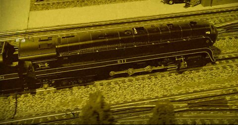 Video Editing with Shotcut for Old Film Style --Train