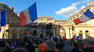 Manifestation, marche pour la paix au départ de Port Royal à Paris le 26/02/2023 - Jacques Cheminade