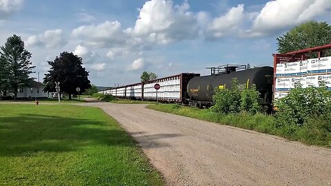 Pulpwood Industry Is Thriving, New LP Smart Siding Outbound! #trains #trainvideo | Jason Asselin