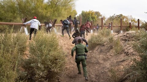 CBS Poll: 87 Percent of GOP Voters Approve of Migrant Relocations