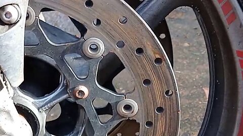 #biker, #hints, wheel siezed, brake discs rusty after being sat for a