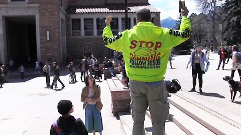 Loving Students Educate Hateful Street Preacher at University of Colorado-Boulder | Kerrigan Skelly