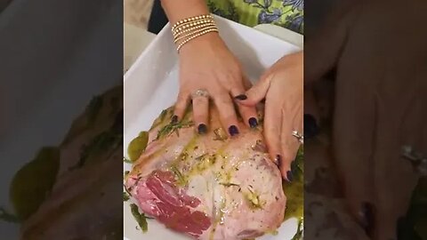Best Roasted Leg of Lamb w/Potatoes (must see) 🥩🔥🎊 #short #lamb #quickrecipe #delicious