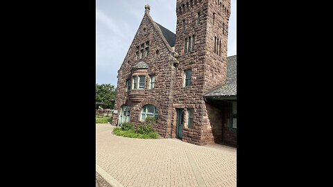 Niles Amtrak station built 1800s