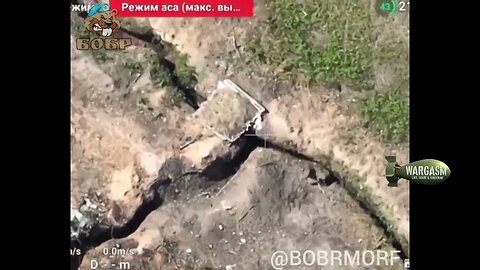 Pair of Russian FPV kamikaze drones hit AFU trenches