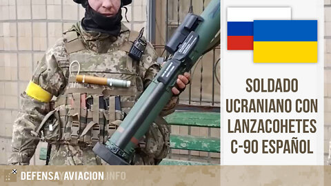 Soldado ucraniano con lanzacohetes C-90 español