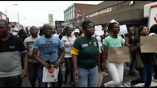 SOUTH AFRICA - Durban - Police march to City Hall (Video) (yyb)