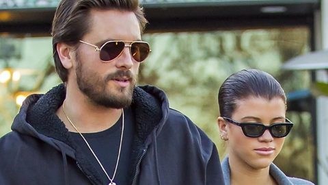 Scott Disick Hanging Out With WHICH Kardashian Sister?!