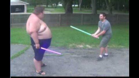 there's no way not to laugh , epic lightsaber fight