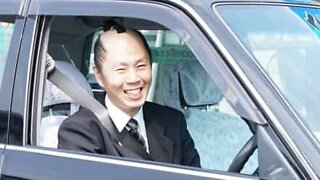 Ce samouraï est devenu chauffeur de taxi après avoir gagné au loto