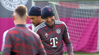 Bayern Munich players train ahead of Champions League match with PSG