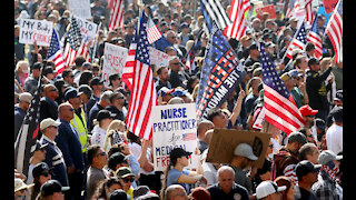 Thousands Protest Vaccine Mandates in LA