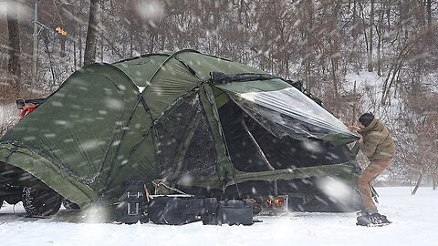 Camping In A Blizzard, Catch A Dinosaur Tent Flying In A Snowstorm!!