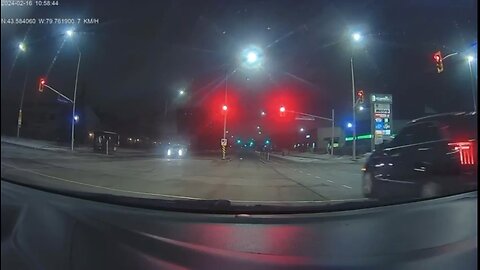 Vehicle Runs Red Light In Mississauga