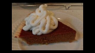 Perfect Pumpkin Pie - Easy Recipe - The Hillbilly Kitchen