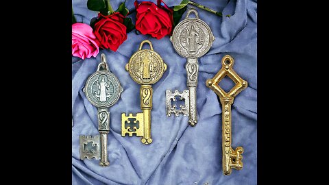 🌟St. Peters Key Talisman Good Luck Charm 🌟Saint Benedict Key Talisman🌟www.lazarobrand.com/keys