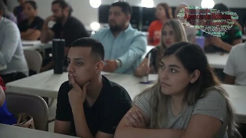 Jóvenes emprendedores son asesorados en temas de finanzas