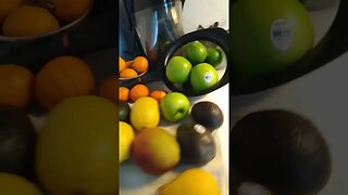 experienced juicer returns with a 30-day green juice challenge!