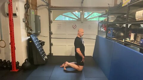 Bodyweight: Tall Kneeling Bridge