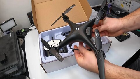 Holy Stone HS110D FPV RC Drone with 1080P HD Camera Live Video 120°Wide-Angle WiFi Quadcopter