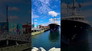 Halifax Waterfront Boardwalk is so stunning