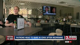 Patrons Head to Bars in IA after Re-Opening