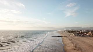Hypnotizing drone footage of Venice Beach in California