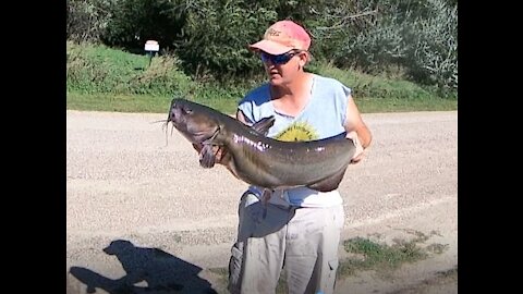 MY 3RD BIGGEST CHANNEL CATFISH I HAVE EVER CAUGHT -- 23LBS - 8 OZ