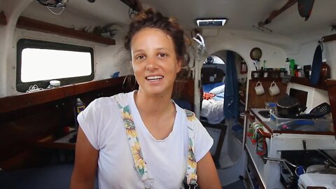 What if your Neighbour is a Trapped Turtle? - Free Range Sailing Ep 87