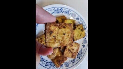 Amazing Air Fryer Tofu