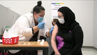 Milwaukee pharmacy recieves first COVID-19 vaccine shipment