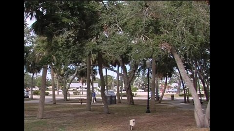 Woman tells Sebastian police a man attacked her at a Riverview Park restroom
