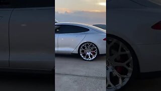 Tesla on Chrome Forgiato‘s 🔥￼