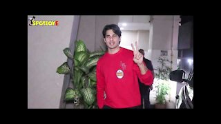 Karan Johar, Sidharth Malhotra, Yasmin Karachiwala & others Spottes at Katrina Kaif's chrismas bash