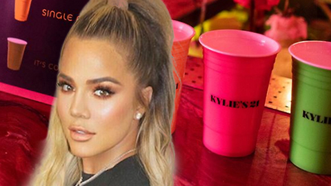 Khloe Kardashian “IT’S COMPLICATED” Cup Explained While Partying w/ Kendall In Mexico!