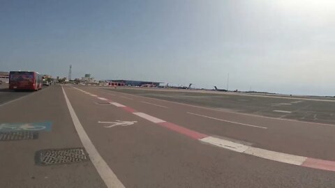 Plane takes off and I Bike Across the Airport after! PLANE SPOTTING GIBRALTAR, Extreme Airport, 4K
