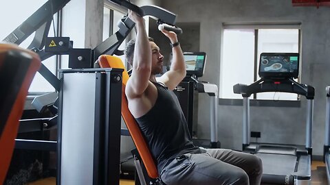 Iso-Lateral Shoulder Press Hammer Strength Machine