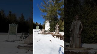 Light house keeper monument.