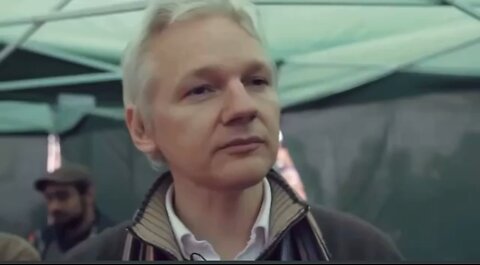 Free Julian Assange and lockup the DS mob