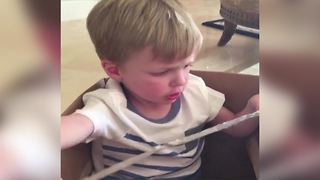 Hilarious: Toddler Boy Won’t Let Mom Play With Him Because Her Butt’s Too Big
