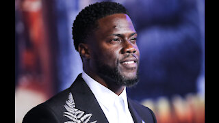 Kevin Hart lucky and blessed to have kids