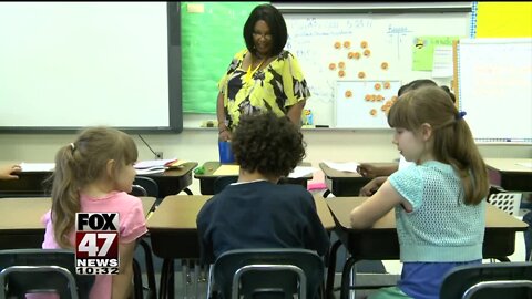 School districts prepare for lack of substitutes