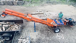 Log Splitting Firewood Action - Eastonmade 37D Box Wedge