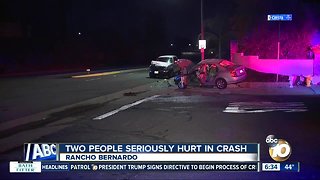 2 hurt in Rancho Bernardo wreck