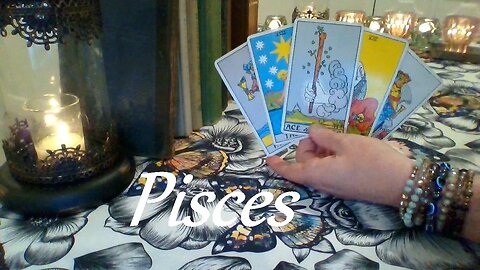 Pisces ❤️💋💔 Up At Night Looking At Your Pictures! Love, Lust or Loss June 11 - June 17 #Tarot