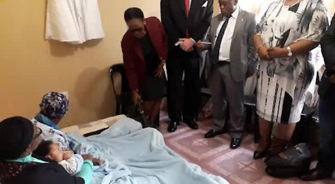 SOUTH AFRICA - Durban - MEC visits the Buhle Bhengu family (Videos) (Kj8)