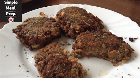 Vegan steaks, vegan burgers prepared in the pan and in the oven